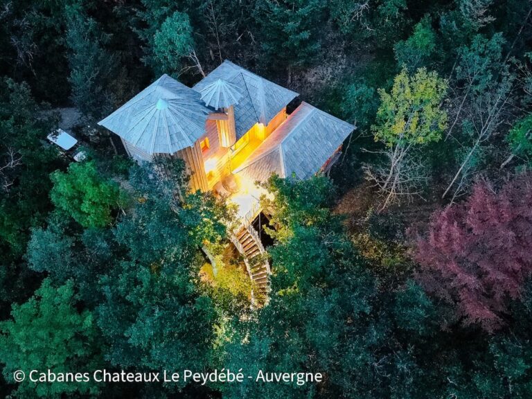 cabanes chateaux spas peydebe Aulteribe lumiere 768x576