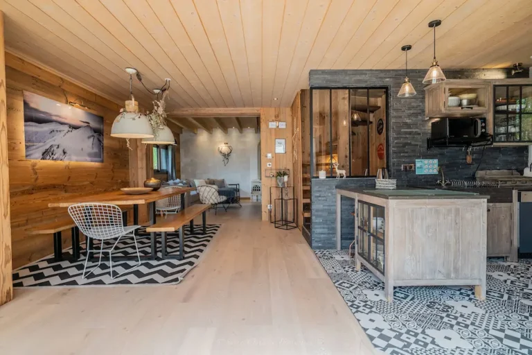 chalet falgoux salle manger 768x512