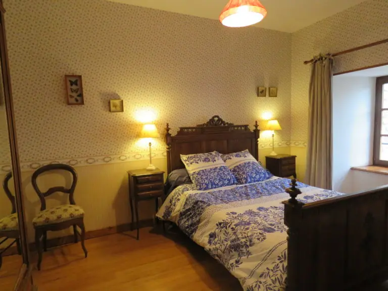 gite chastel livradois chambre